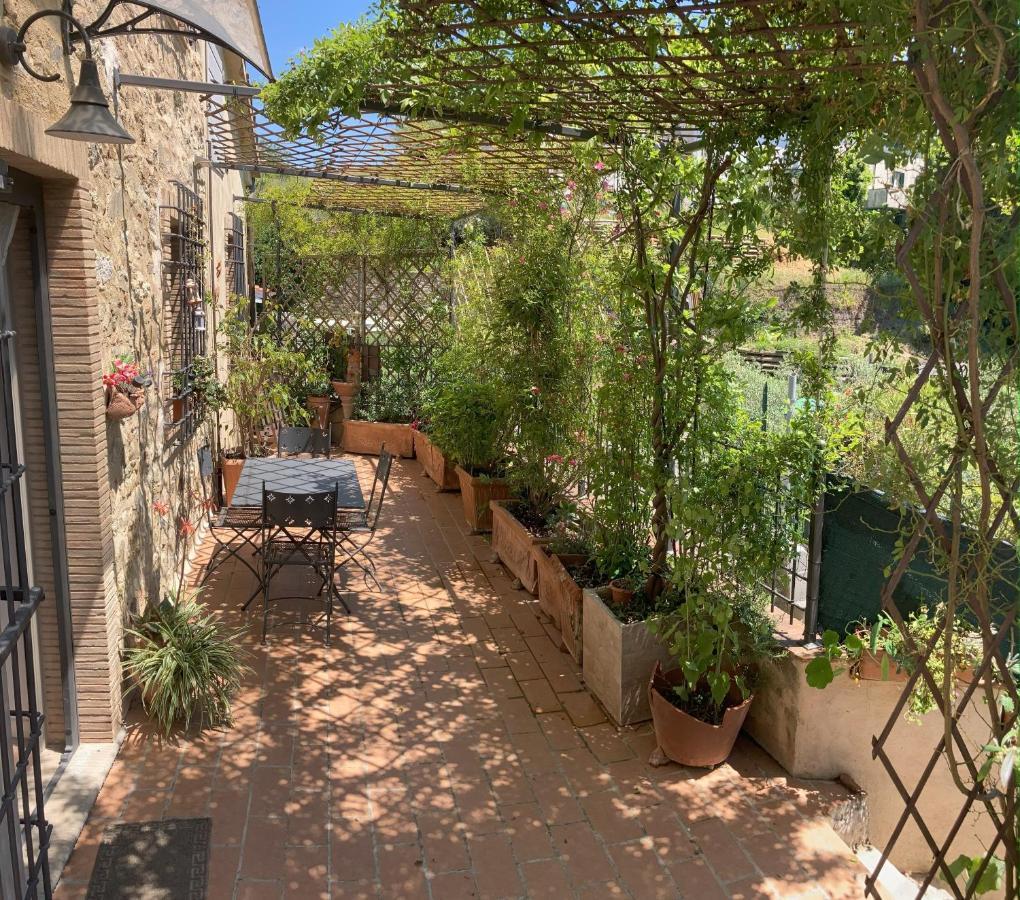 منزل الضيف Corsanico-Bargecchia  في La Casina Delle Rondini المظهر الخارجي الصورة
