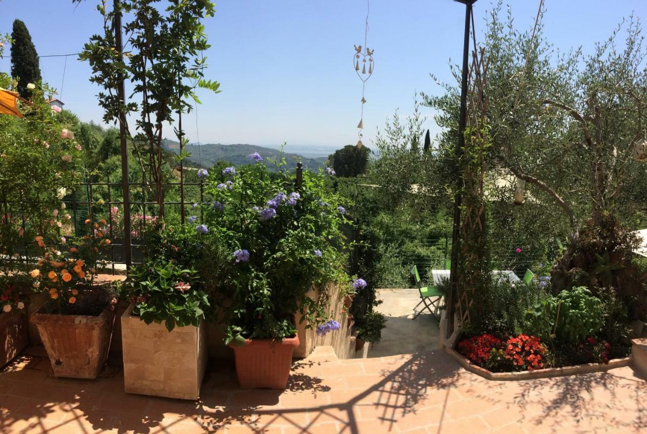 منزل الضيف Corsanico-Bargecchia  في La Casina Delle Rondini المظهر الخارجي الصورة
